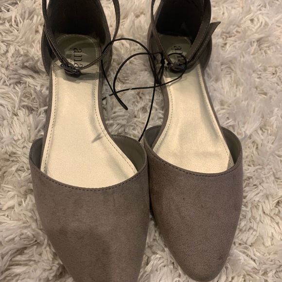 a.n.a - Picture 2 of 8